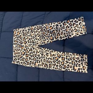 Feed me fight me crop leggings